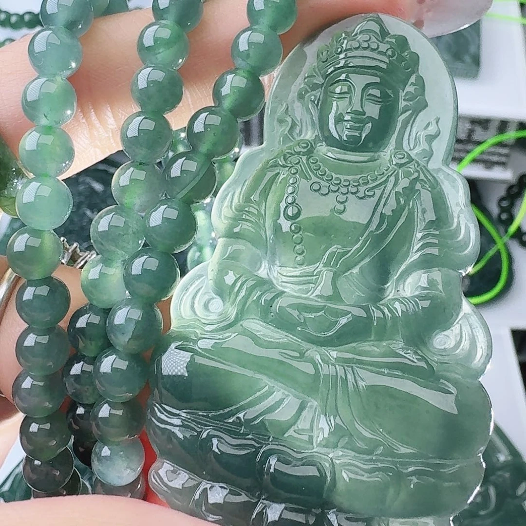 翡翠未镶嵌颈饰11