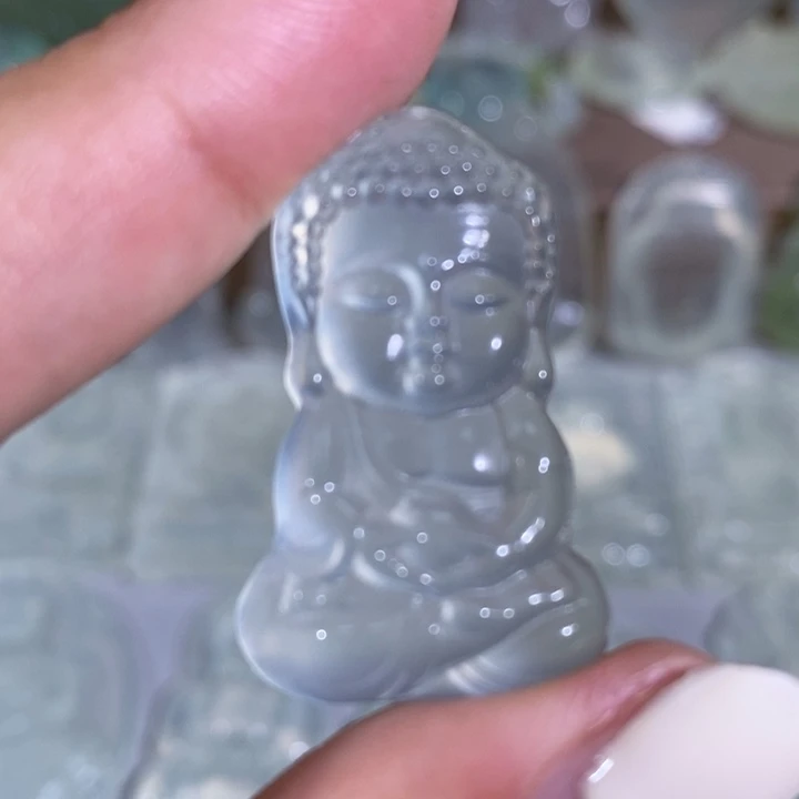 未镶嵌岫玉颈饰吊坠