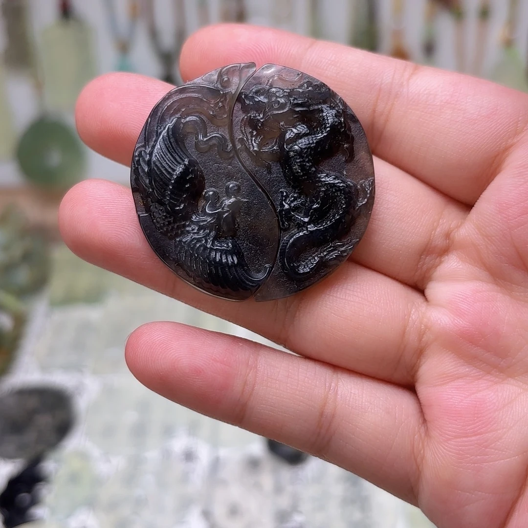 蛇纹石玉合金颈饰