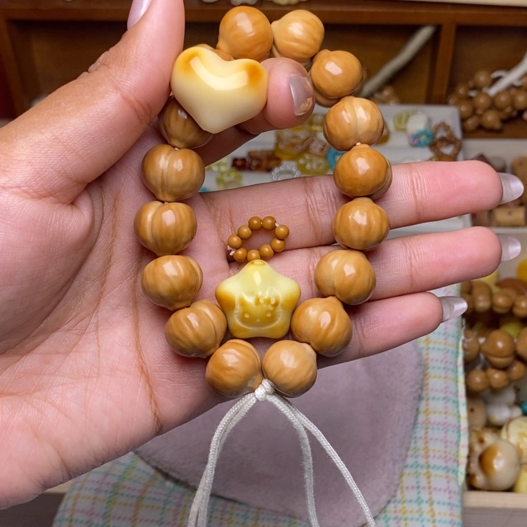 ****吊坠猴头核桃16手持 牙果心 橄榄核星滴流