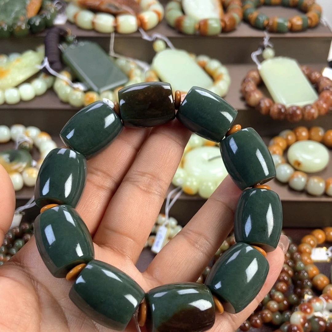 手串未镶嵌透闪石质玉