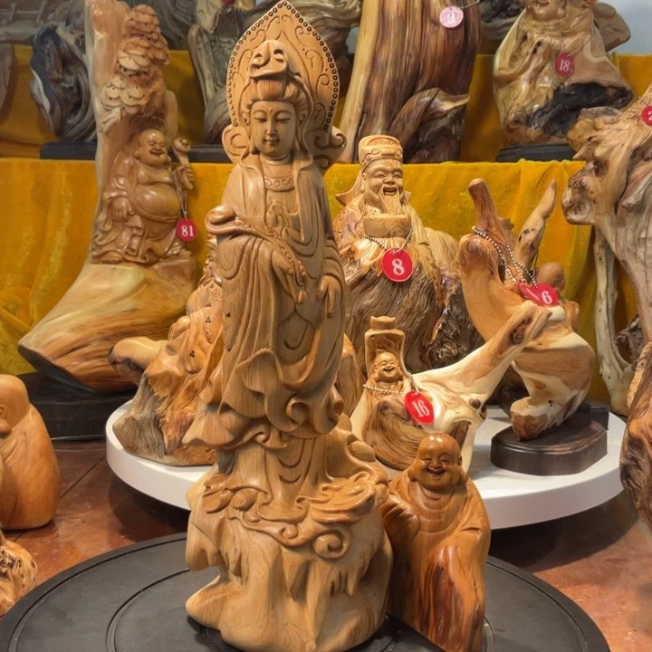 柏木（崖柏）合****头崖柏  观音