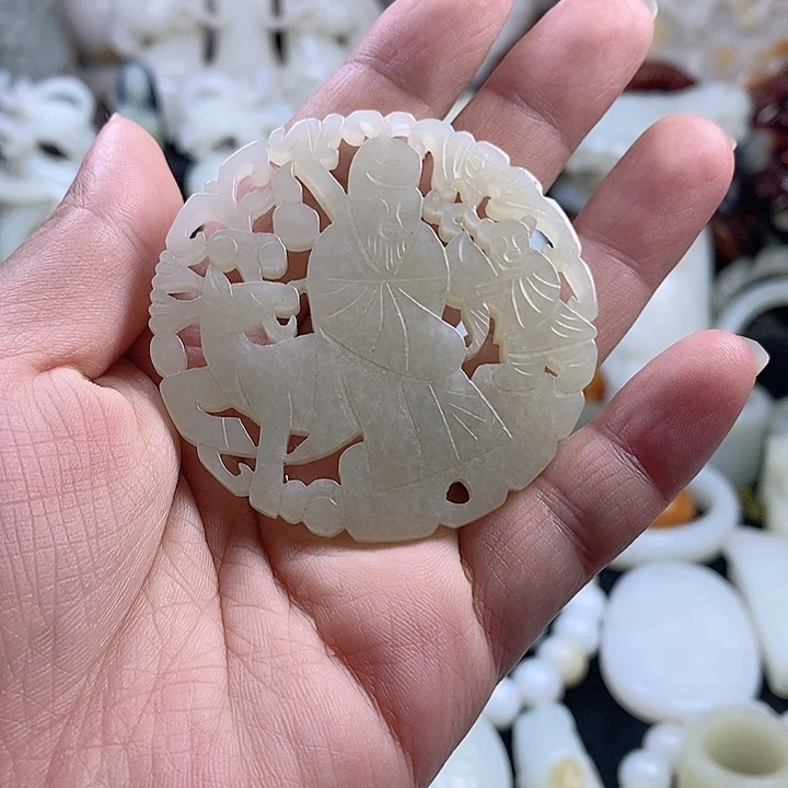未镶嵌和田玉把件