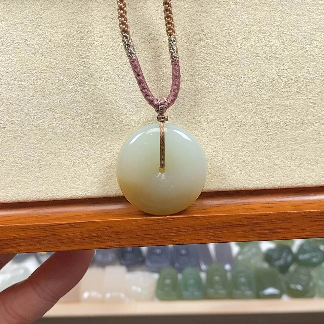 和田玉颈饰未镶嵌卡28