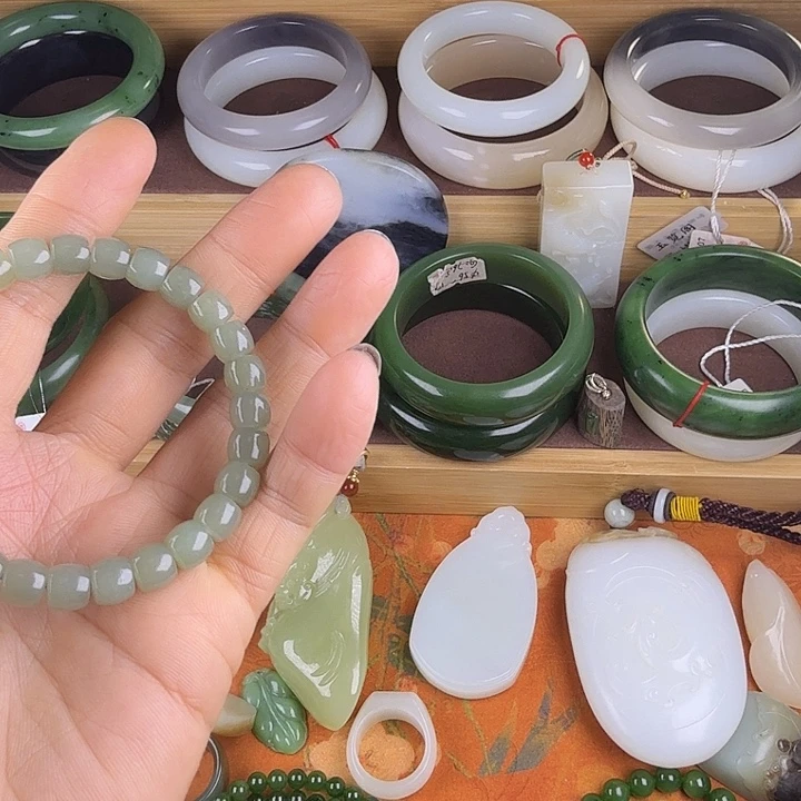 和田玉（糖玉）未镶嵌手链