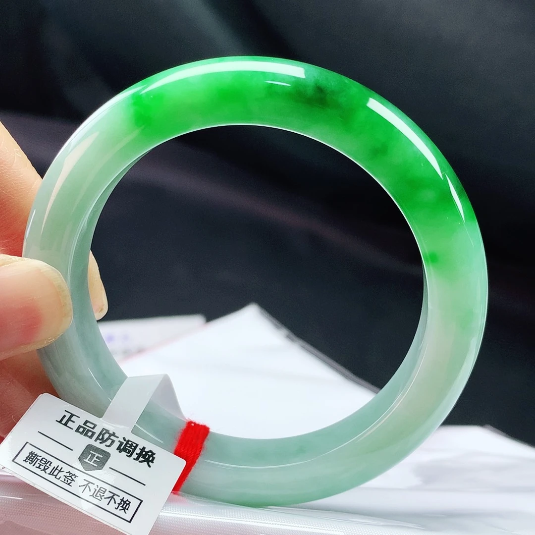 翡翠手镯未镶嵌54+圈