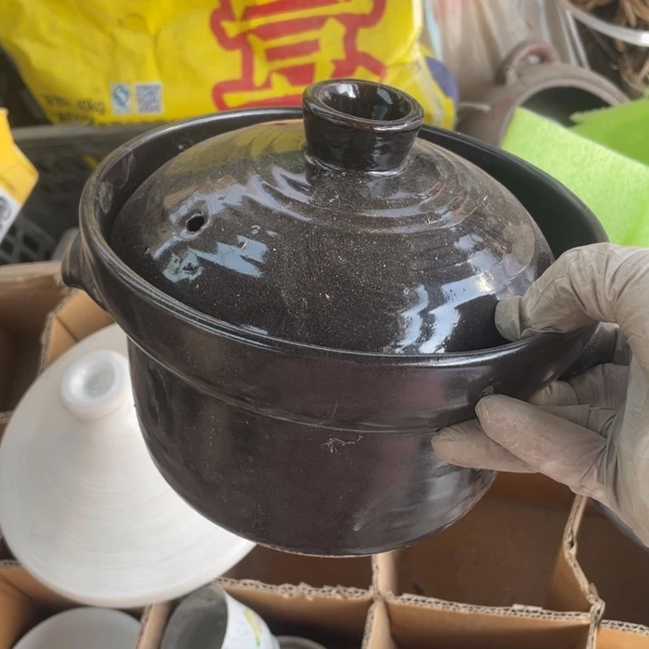 其他盘子碗砂锅都有