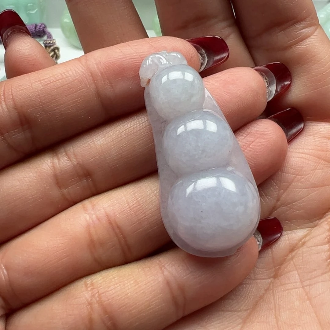 翡翠颈饰未镶嵌福豆