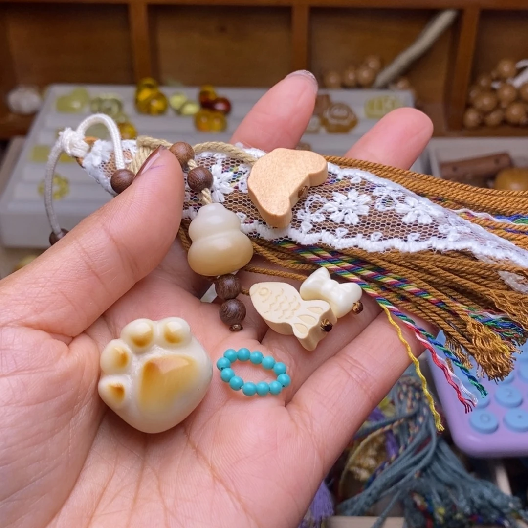 吊坠猴头核桃猫爪绿卡焦糖玛奇朵