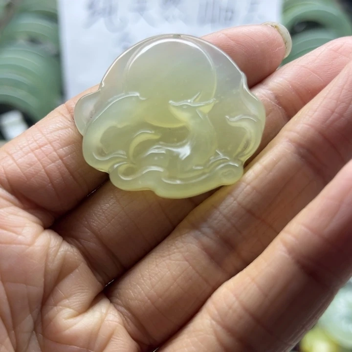 蛇纹石玉未镶嵌手镯9