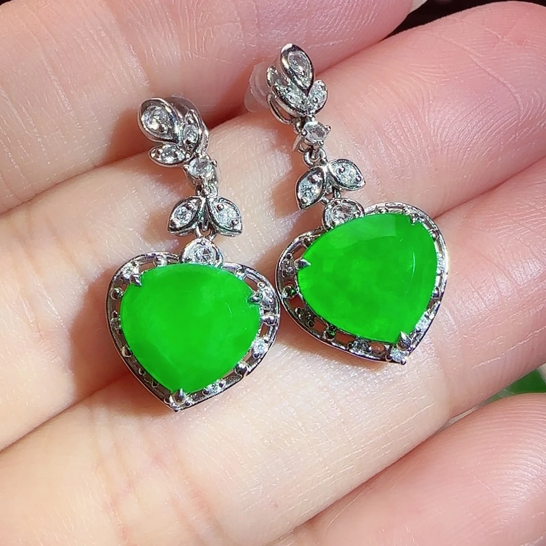 翡翠18K金镶嵌耳钉