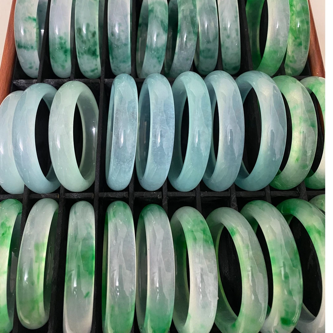 冰飘花石英岩质玉手镯 展示专用私拍不发