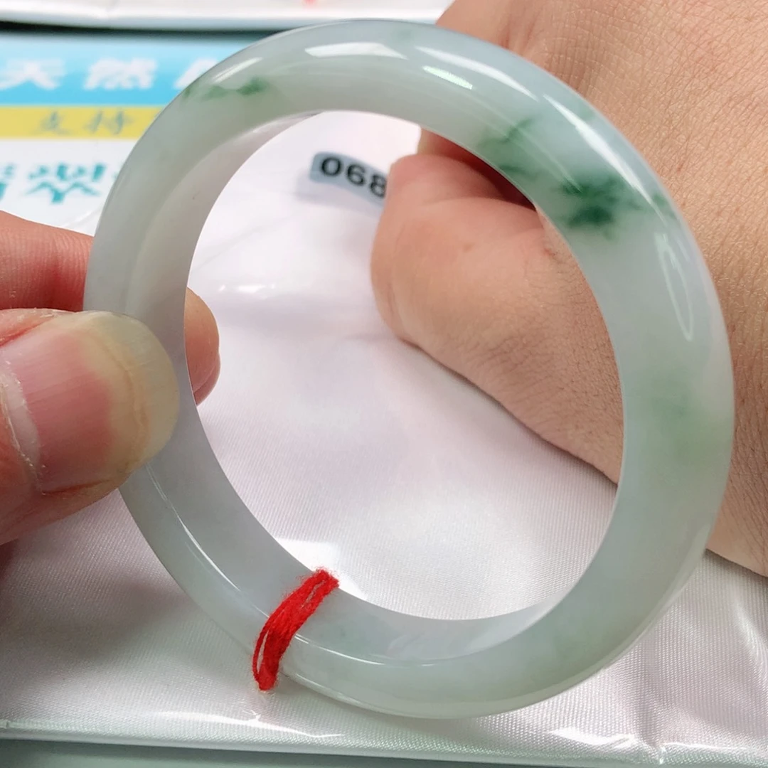 翡翠手镯未镶嵌0682号