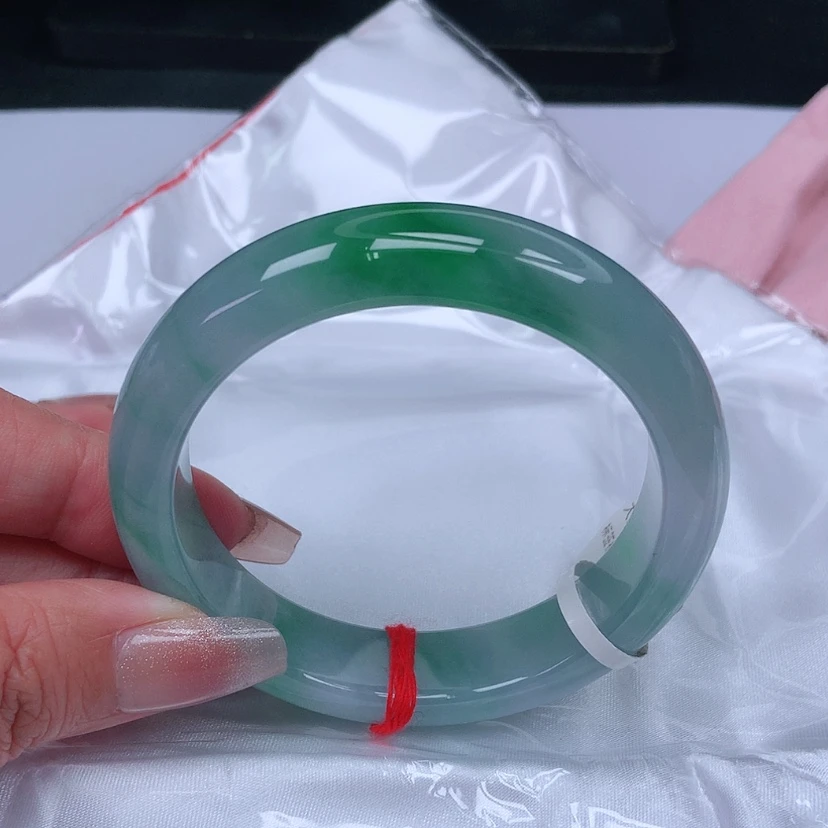 【闪购商品】翡翠手镯未镶嵌，