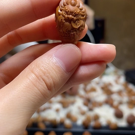 橄榄核手串/手链貔貅三通