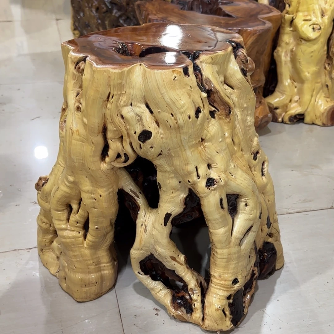 郑***。龙纹鸡心枣木手工艺品