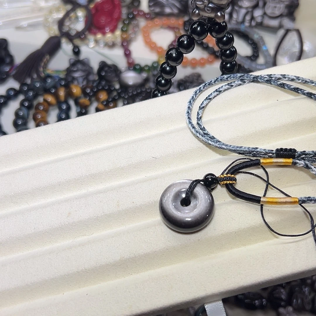 王***.黑曜岩未镶嵌手饰