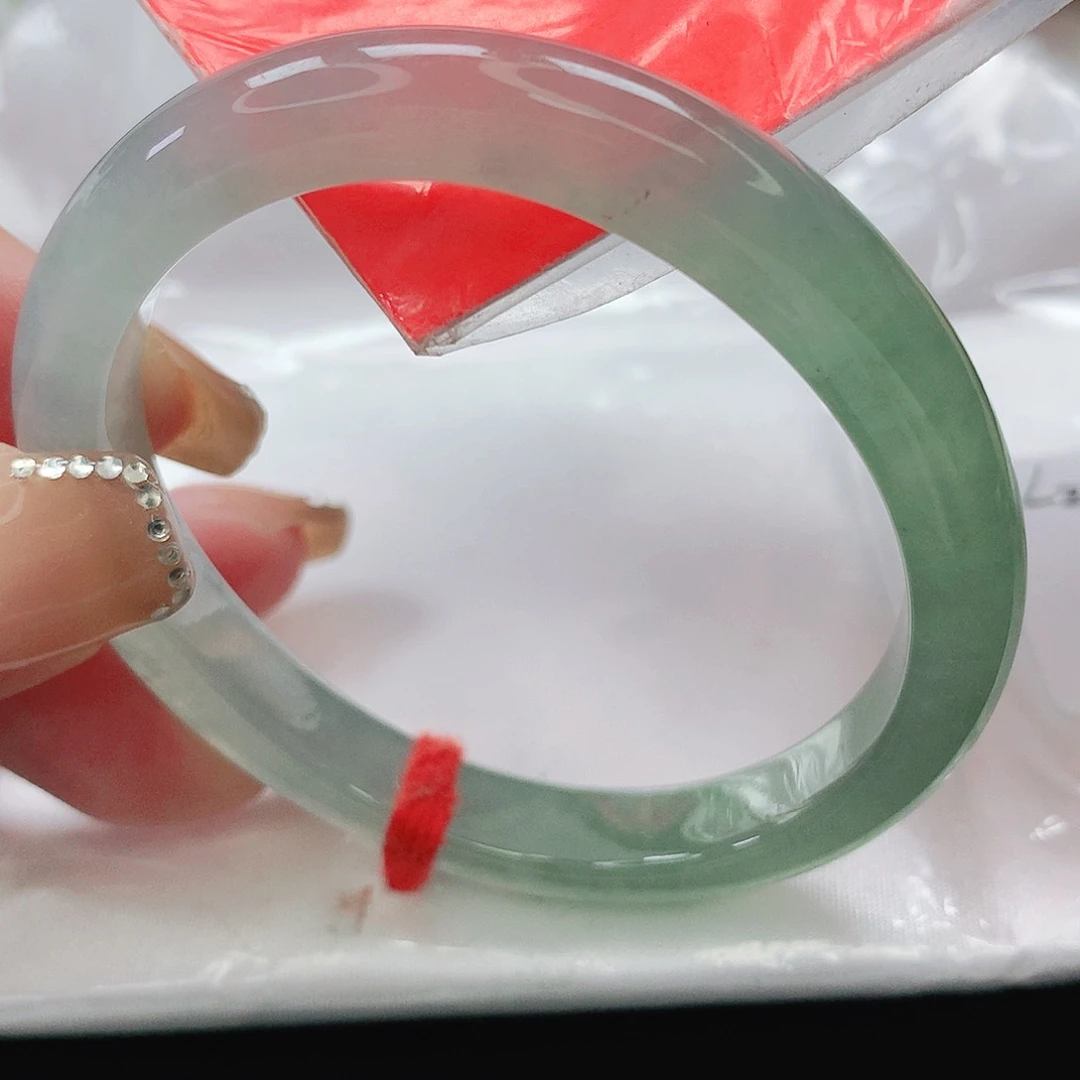 翡翠手镯未镶嵌缅甸天然A货翡翠