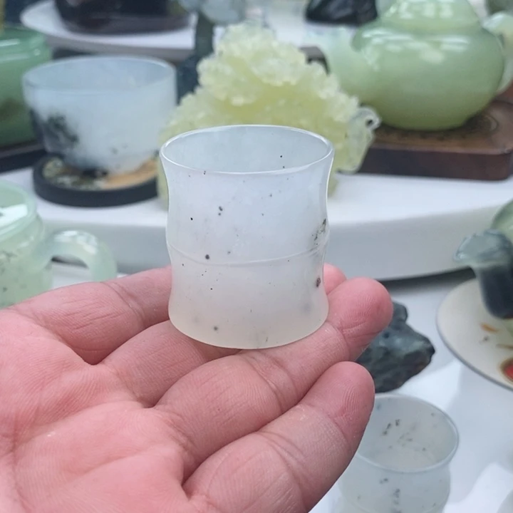 岫玉四大名玉杯未镶嵌