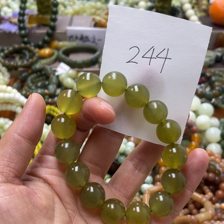 未镶嵌透闪石-蛇纹石玉手链不***酱