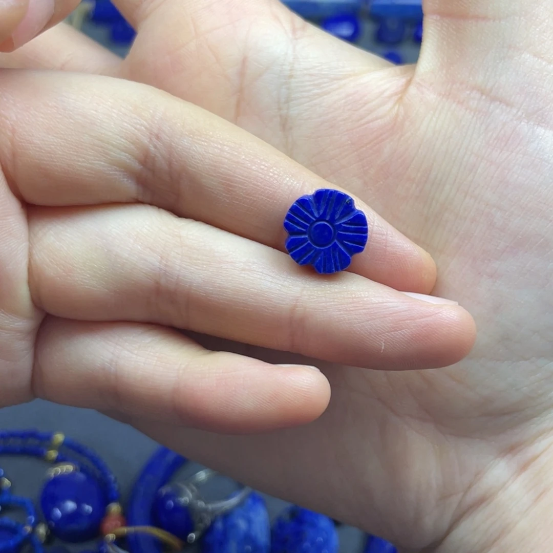 青金石未镶嵌小雏菊