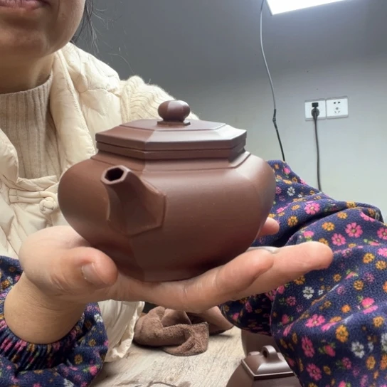 紫砂茶壶明****记泥料底槽清