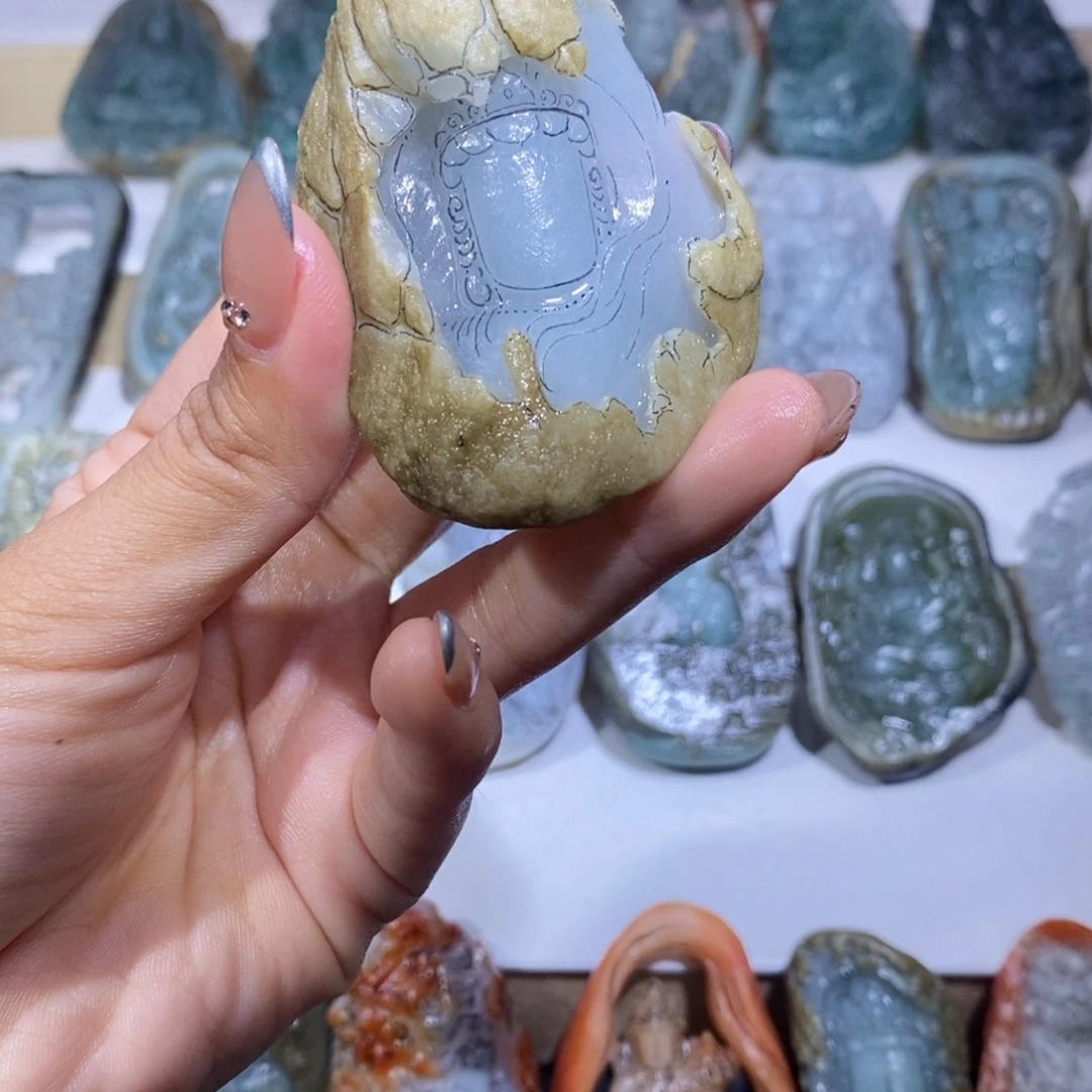 未镶嵌定制翡翠蘑*头