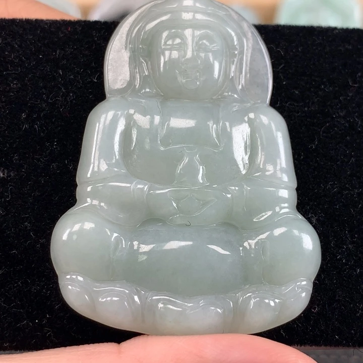 颈饰未镶嵌翡翠观音