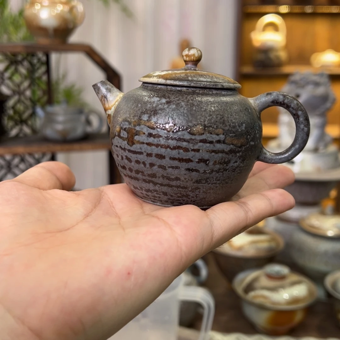 中白重落灰水平壶