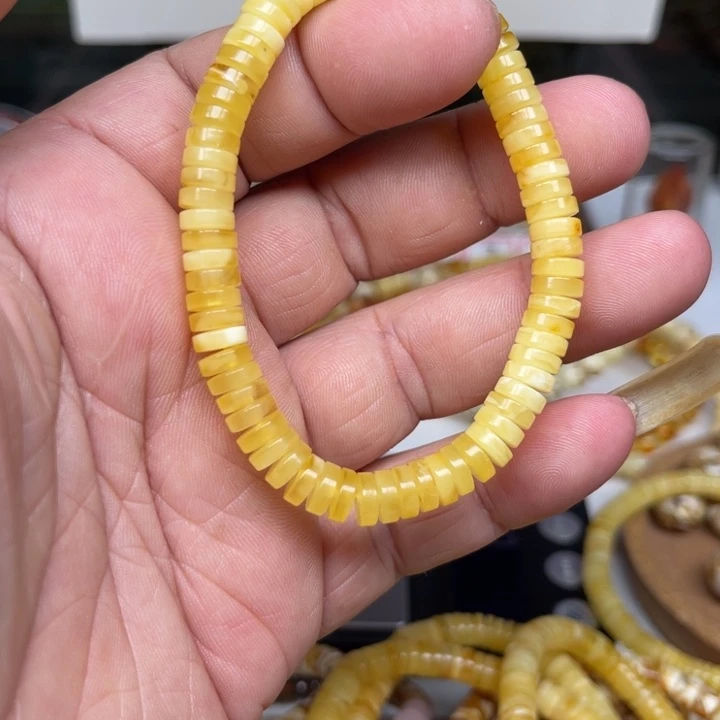 琥珀未镶嵌裸石69号