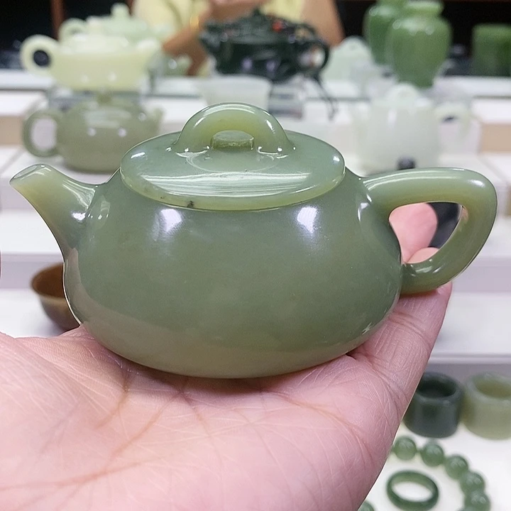 未镶嵌和田玉挂件茶壶100ml（微瑕）