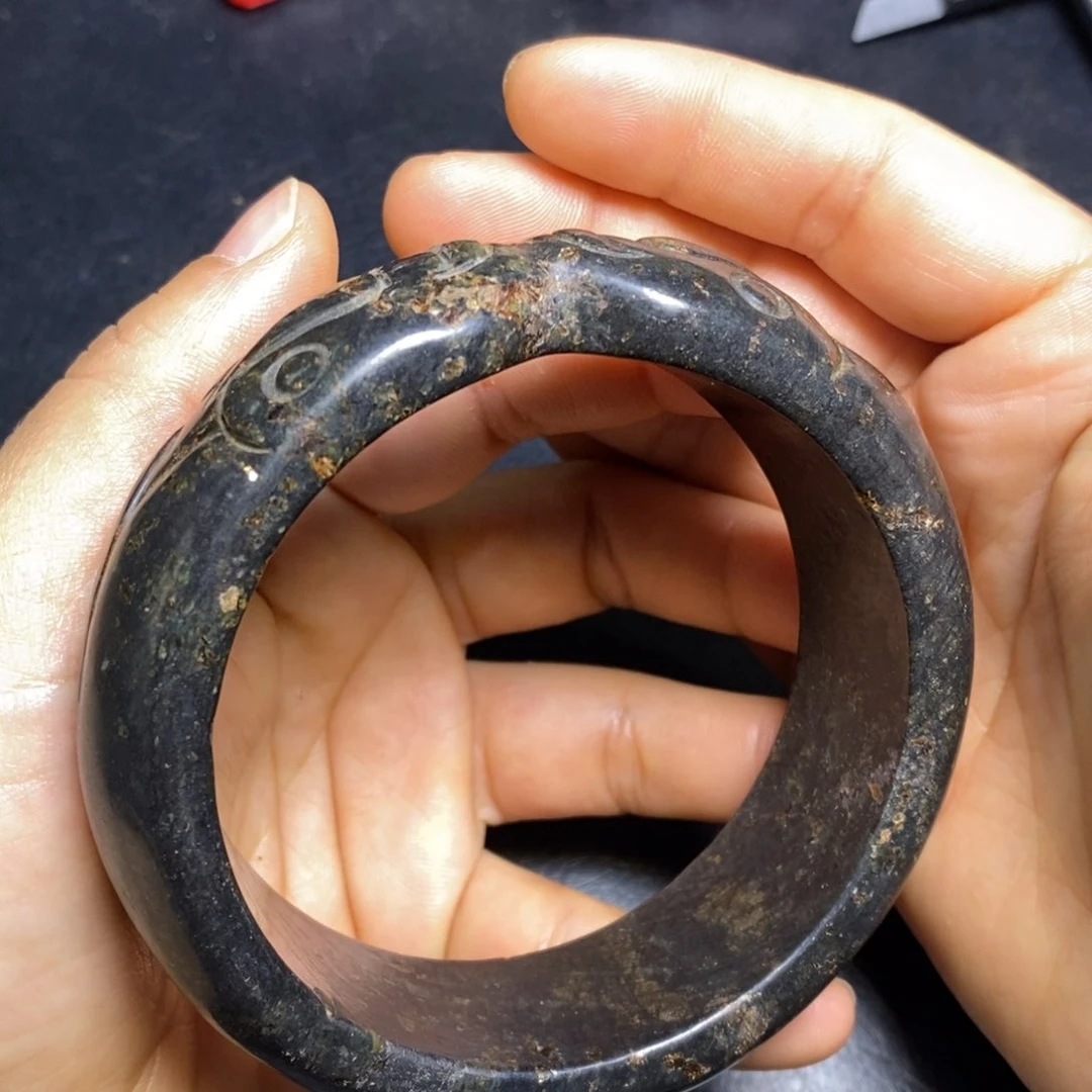 未镶嵌和田玉（糖玉）挂件