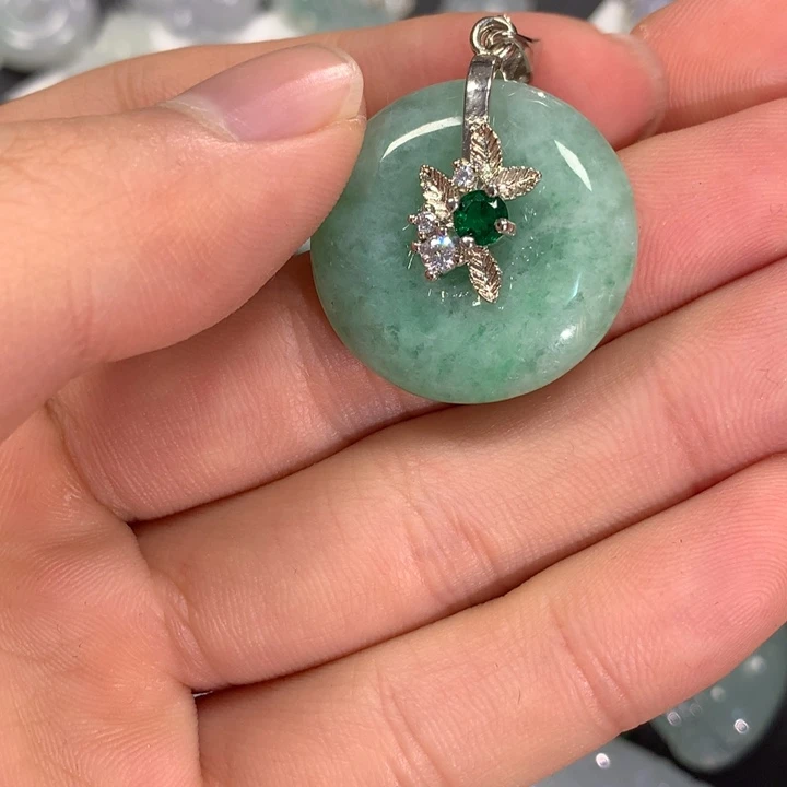 翡翠裸石翡翠首饰