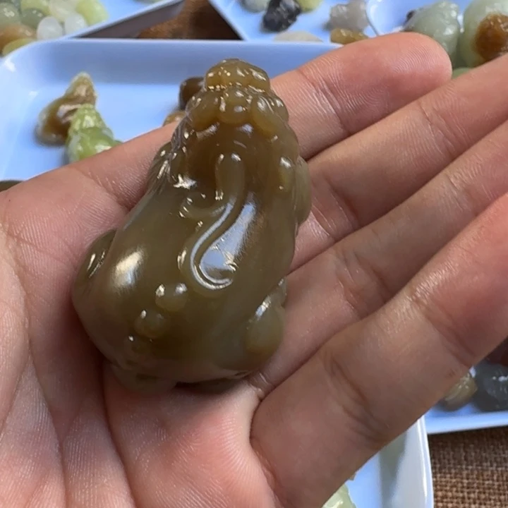 拉***º未镶嵌和田玉珠宝半成品