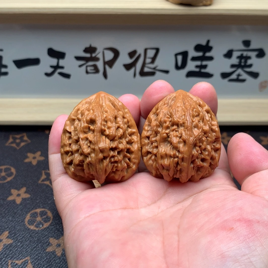 文玩核桃把件虎头王