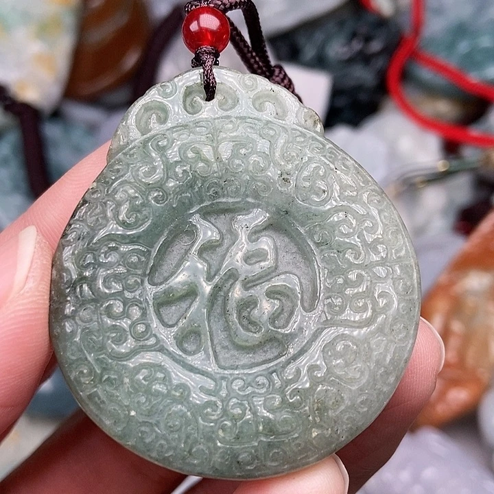 颈饰未镶嵌翡翠翡翠