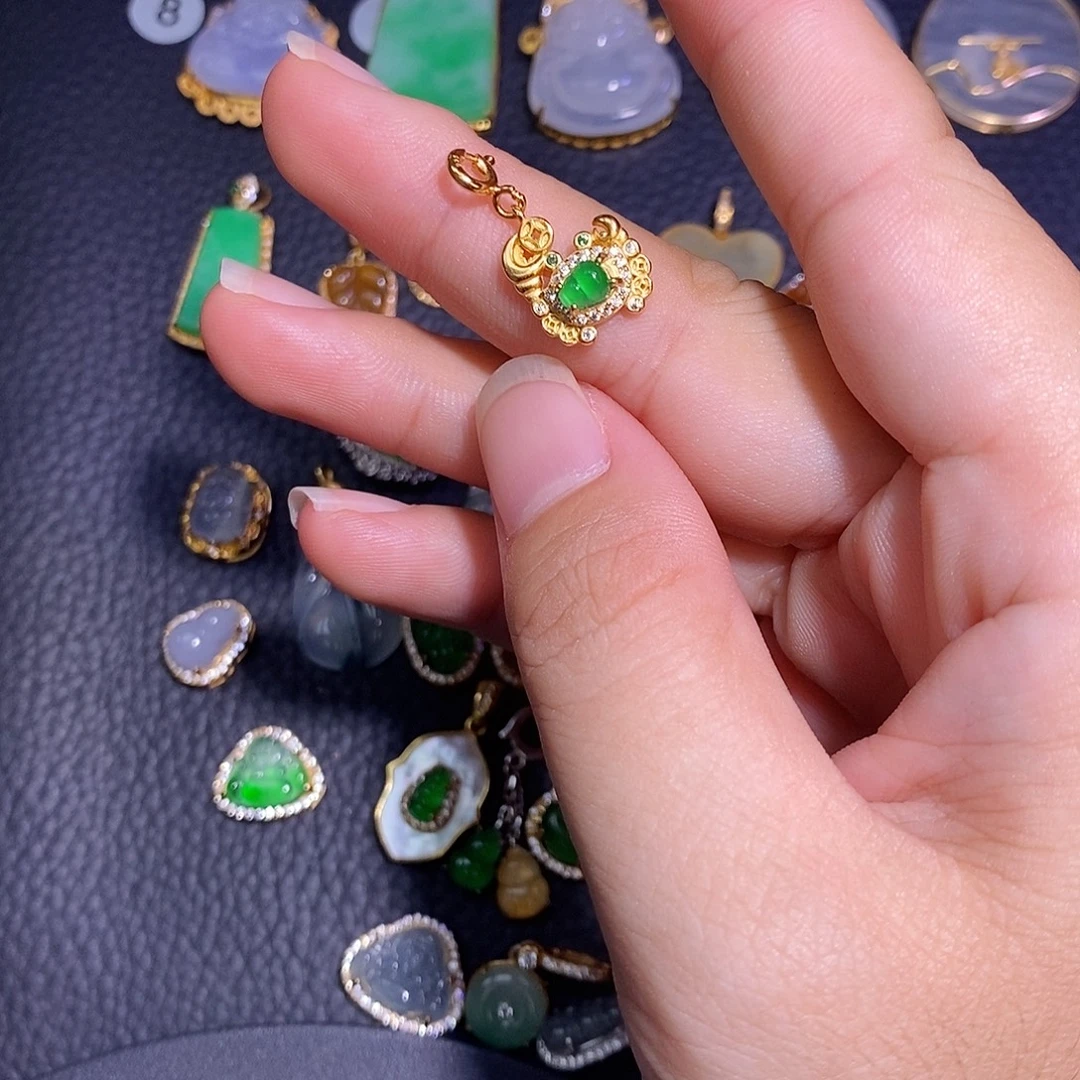 翡翠银S925镶嵌颈饰