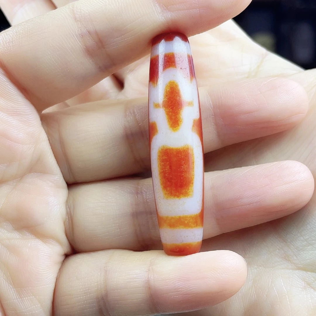 玛瑙/玉髓颈饰合金行运