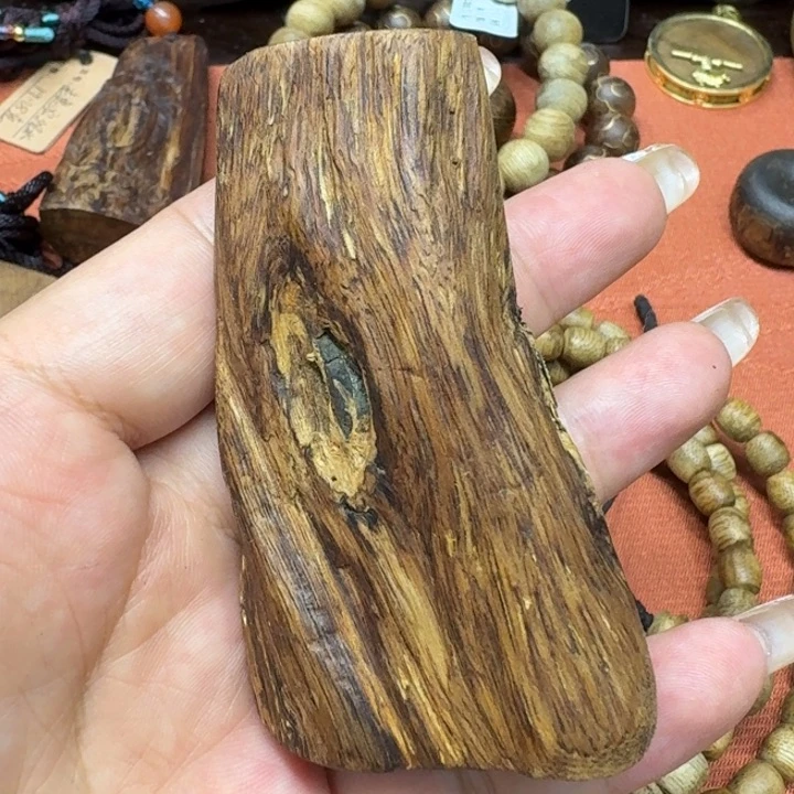 大叶紫檀（黑酸枝木类）