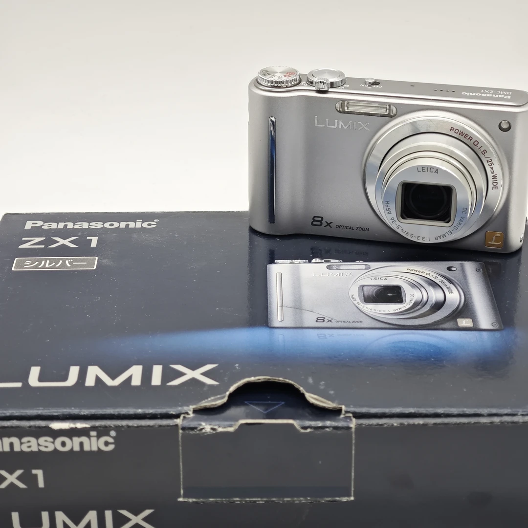 9新 Panasonic/松下 ZX1 1210万像素 带原盒 屏幕发黄出片不影响