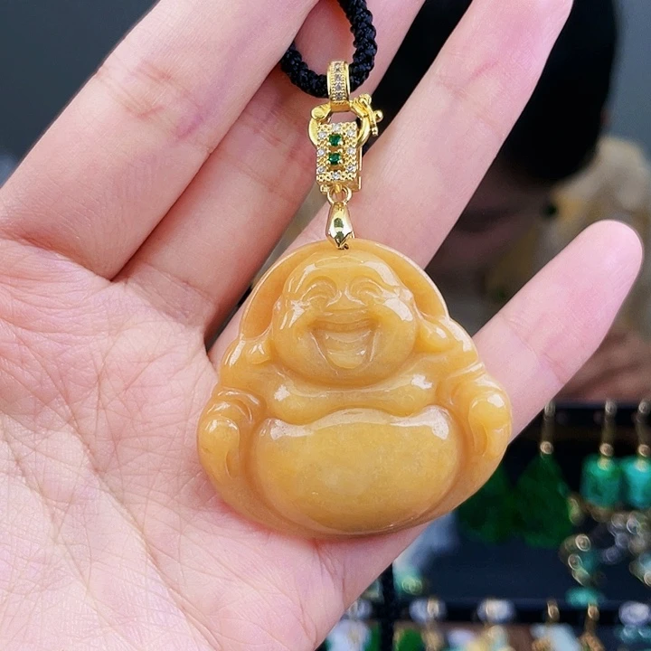 翡翠颈饰未镶嵌饰品