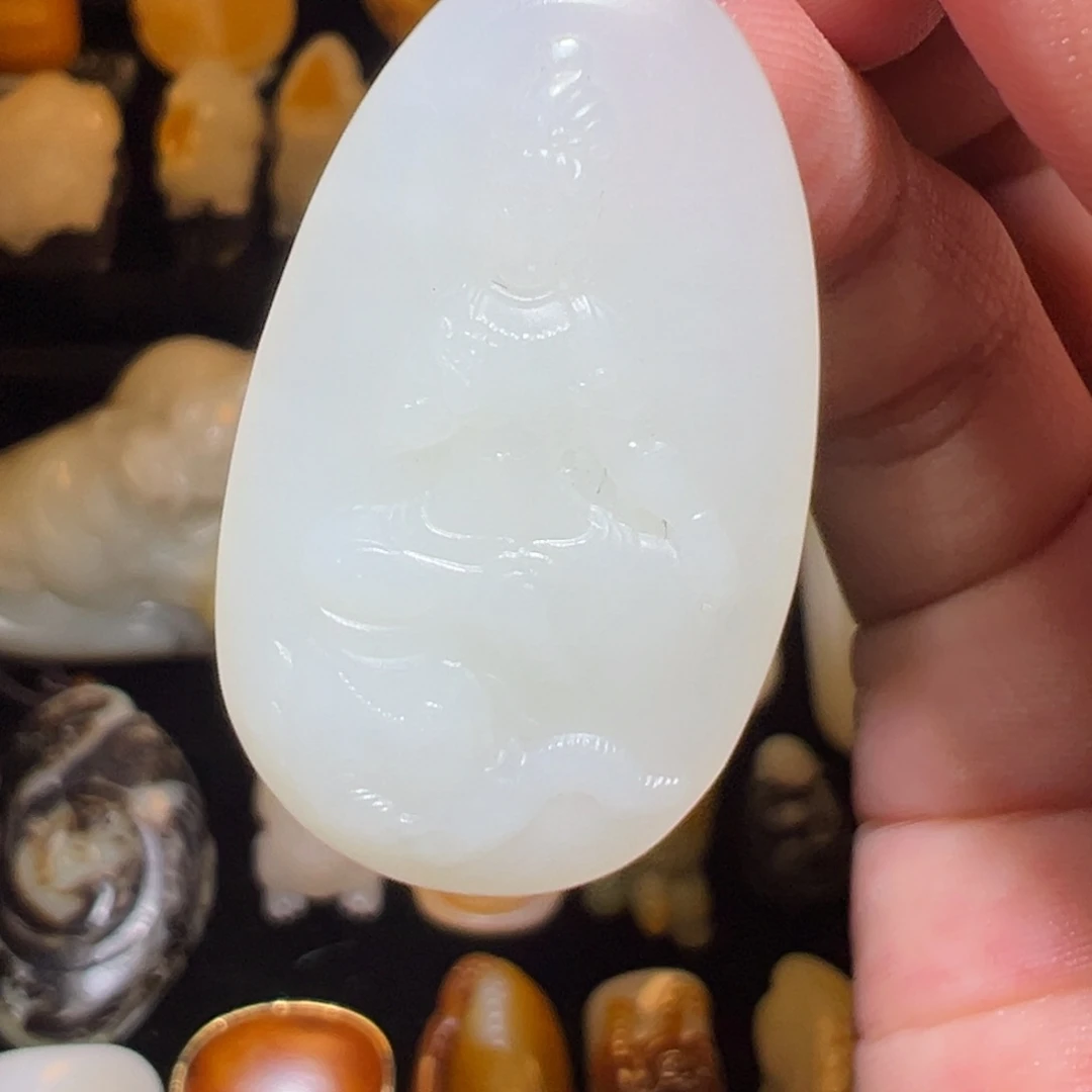 和田玉未镶嵌颈饰