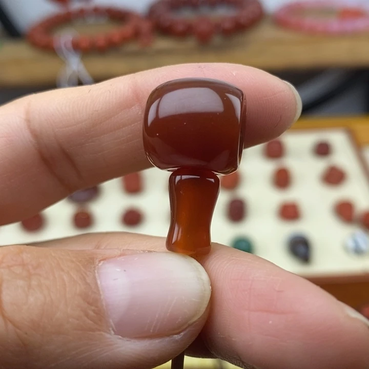 朝***誓玛瑙/玉髓未镶嵌颈饰