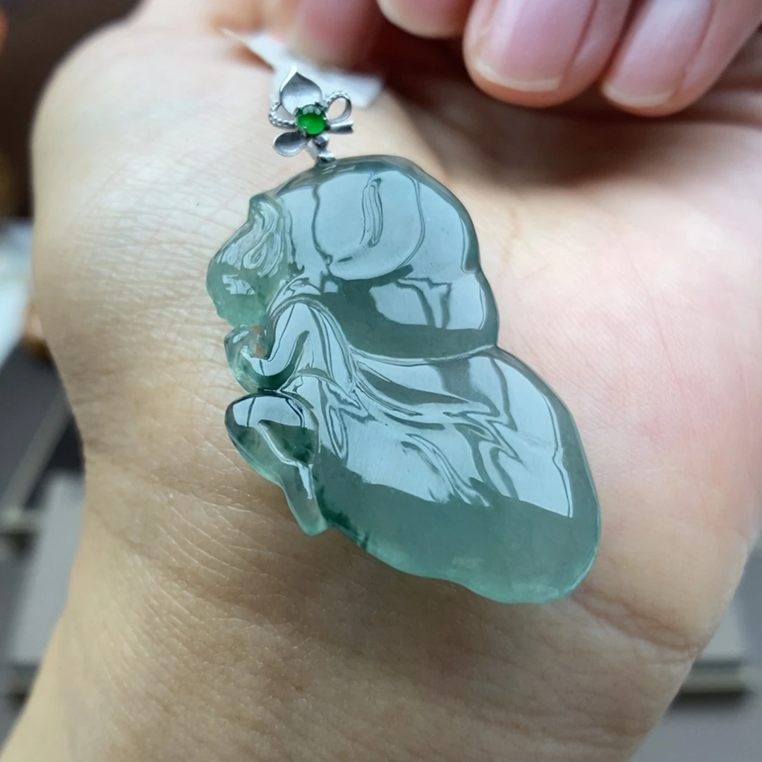 【闪购商品】颈饰18K金镶嵌翡翠74