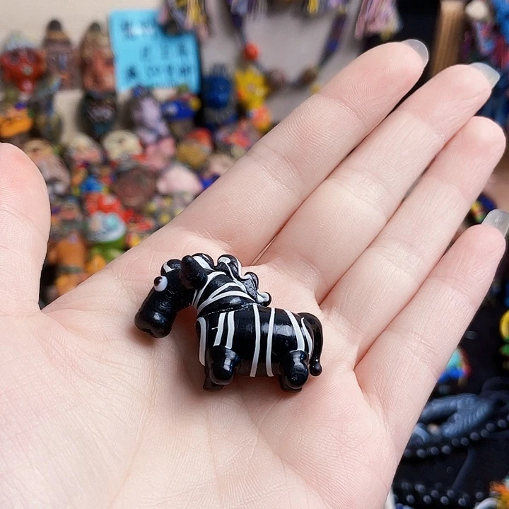 瑕疵款，不退不换，介意勿拍