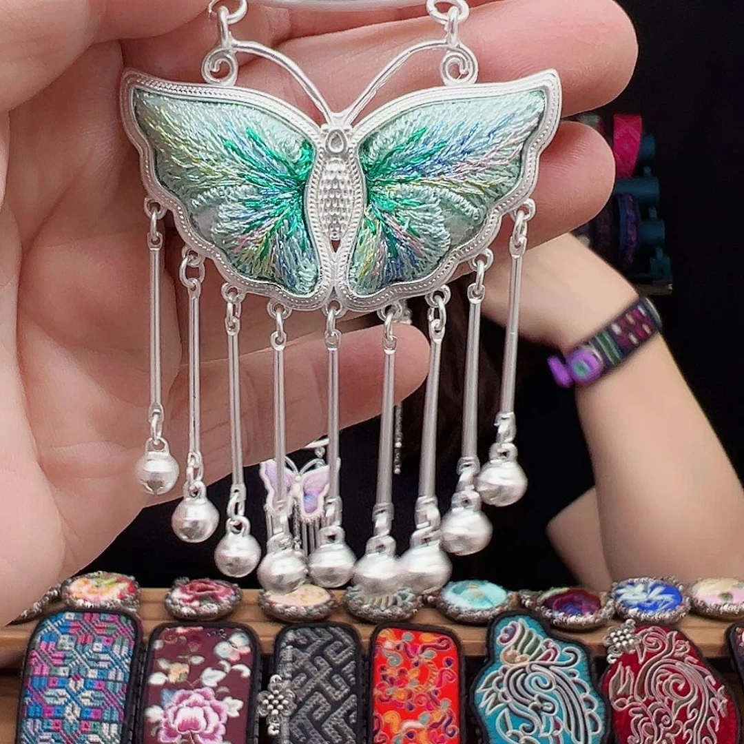 刺绣手工刺绣饰品