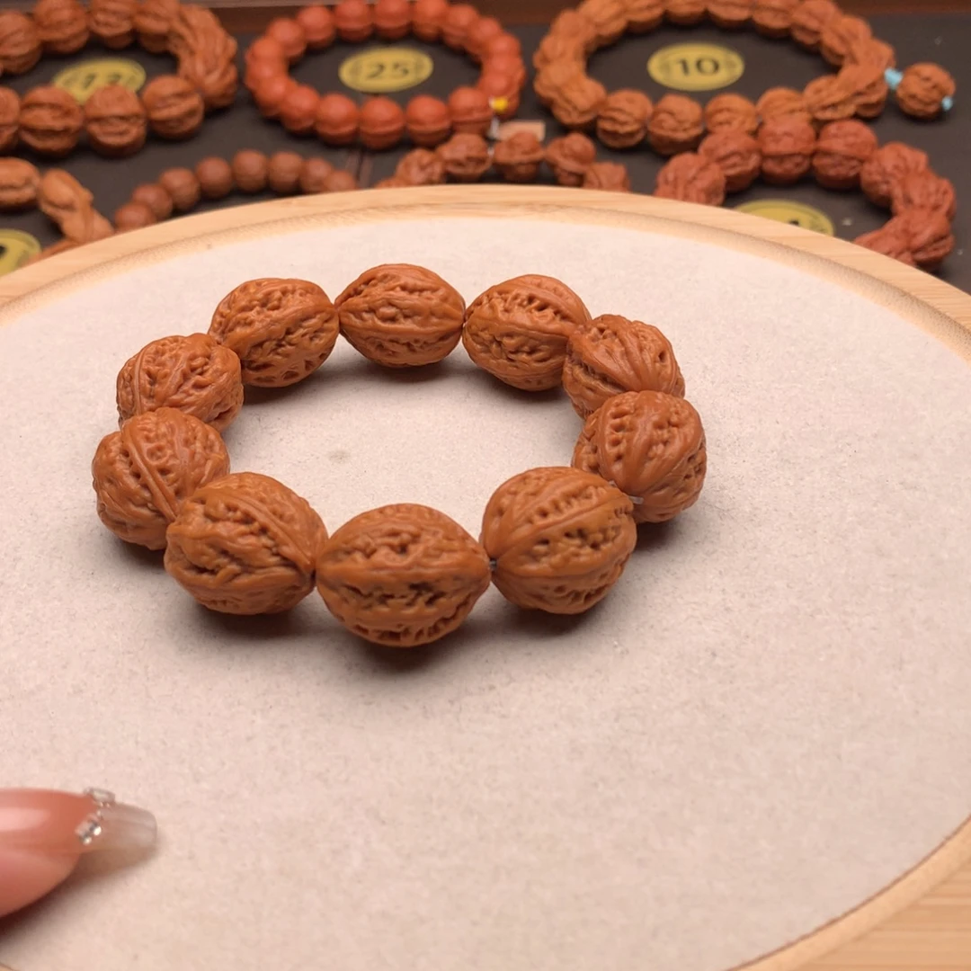 文玩核桃手串粗筋