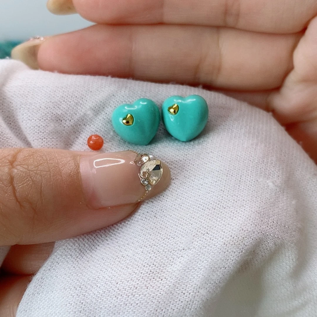 南红玛瑙未镶嵌珠宝奇石