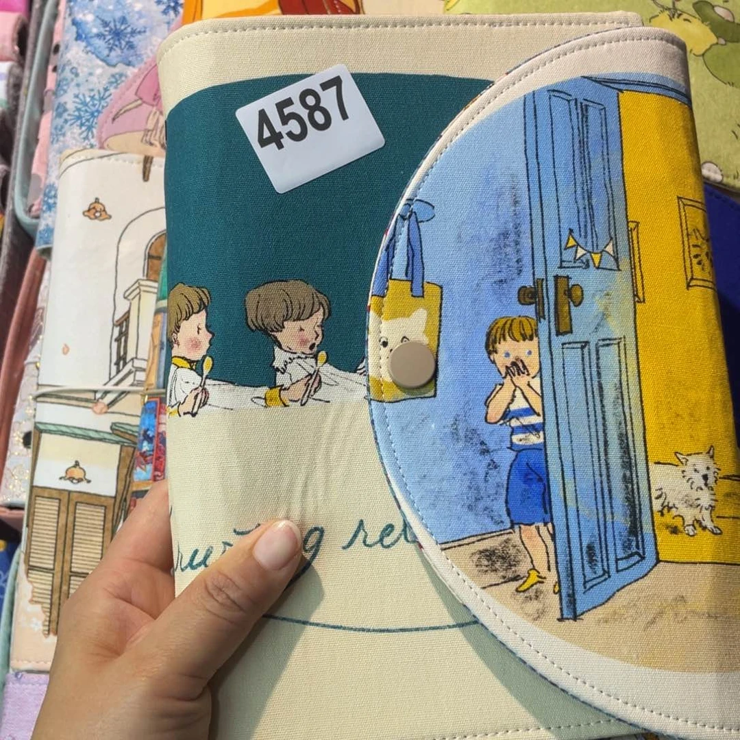 刺绣?****?A5 活页不加纸4587。