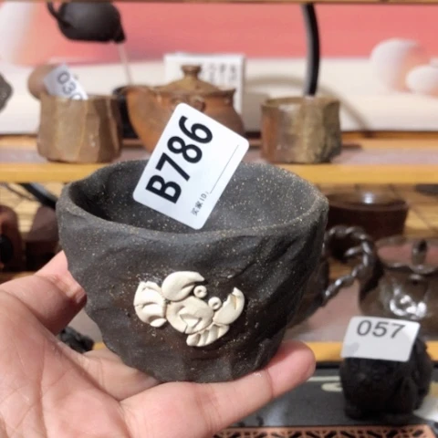 木有一点点的小姐姐